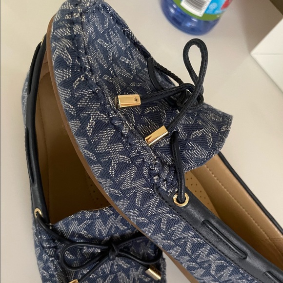 MK denim mocccasin flats - Picture 3 of 4